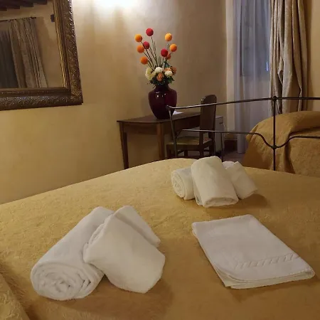 Baldovino Di Monte Couette-café