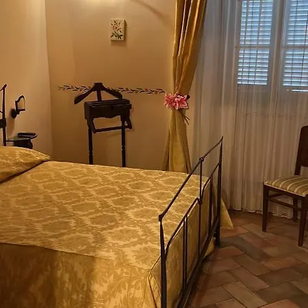 Baldovino Di Monte Couette-café *