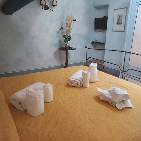 Baldovino Di Monte Couette-café *